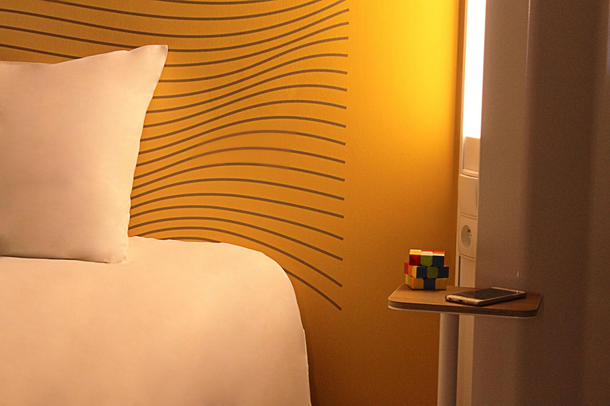 B&B Hotel Cergy Saint Christophe Екстериор снимка